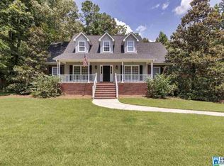 332 Oak Leaf Cir, Hoover, AL 35244
