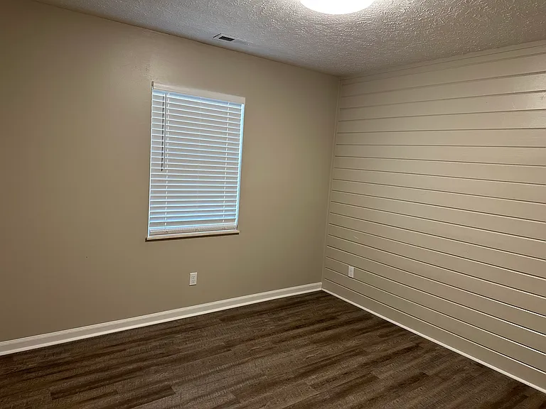 2213 Douglas Dam Rd #2 — Photo 11