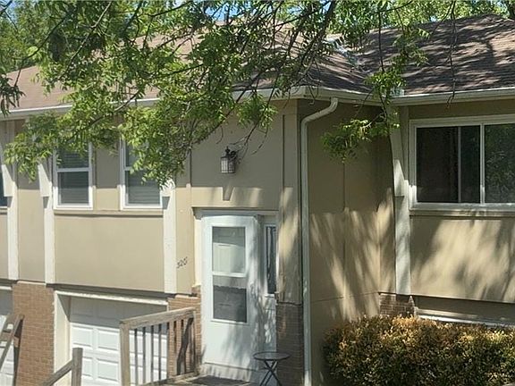 3rd image of 5205-07 Farley Ct