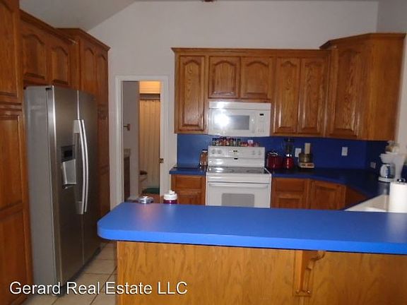 5th image of 2549 Cloverleaf Ln