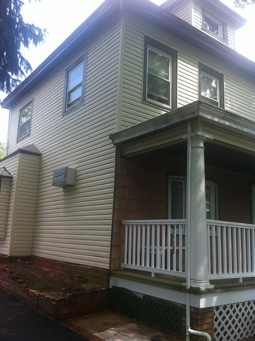 17 Oliver St photo 1