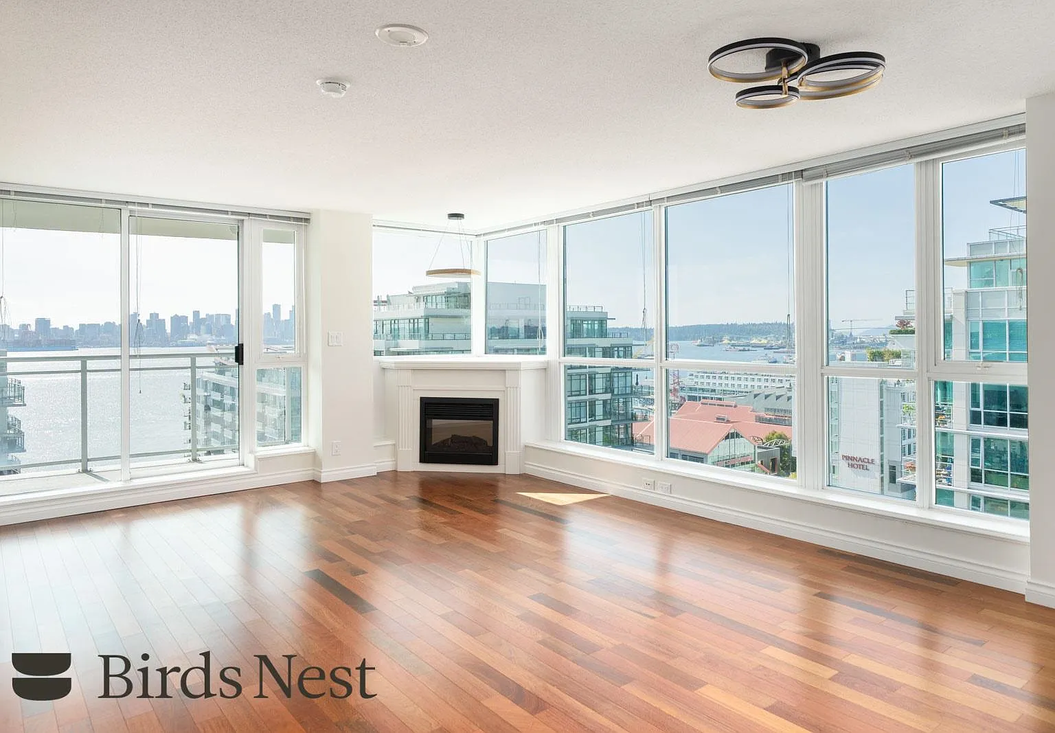 2 bed, 1186 sqft, $4,100 — Photo 1