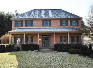 1217 Country Oak Dr, Wexford, PA