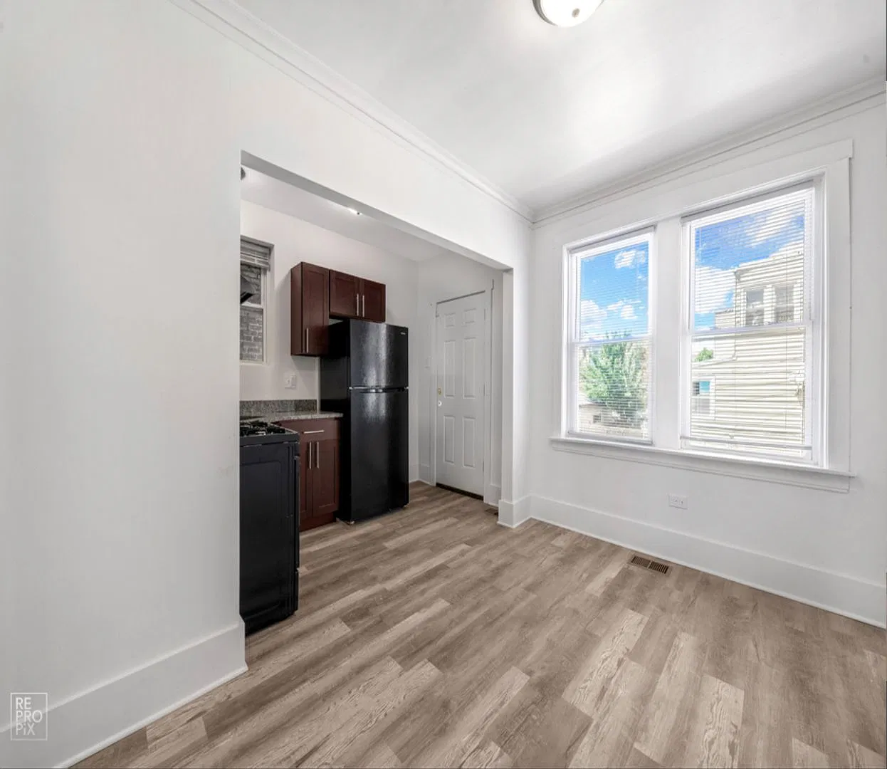 Studio, 1.0 bath, 675 sqft, $850 — Photo 4