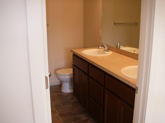 4th image of 3720 NW 121st Cir