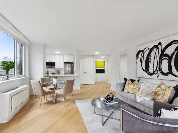 45 West 67th Street image 1 of 6