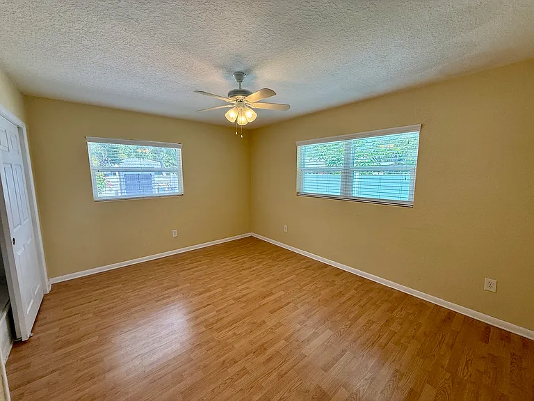 518 Milwaukee Ave — Photo 19