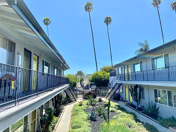 5th image of 1520 Corinth Ave #9