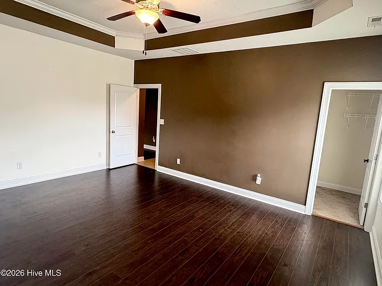 311 Aquamarine Cir — Photo 36