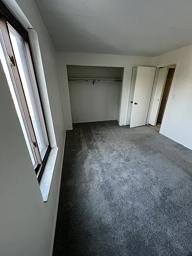 2440 Noble Rd #1 Photo 1