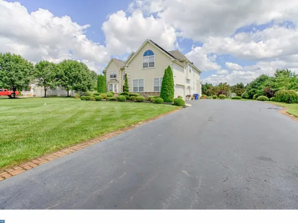 100 Sandra Way, Franklinville, NJ 08322