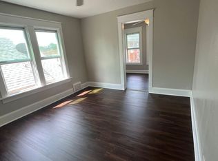 1027 N Memorial Dr #4, Racine, WI 53404