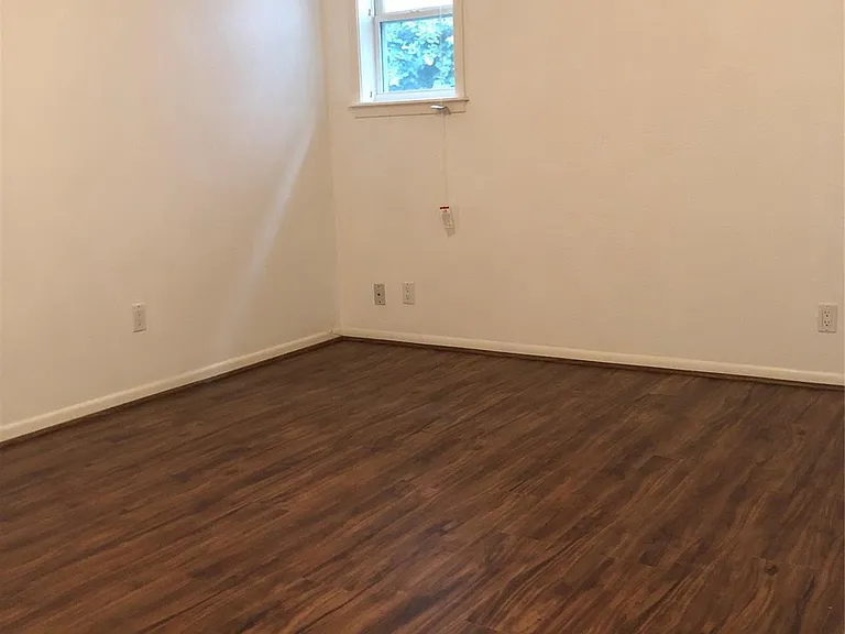 4236 Ruskin St — Photo 12