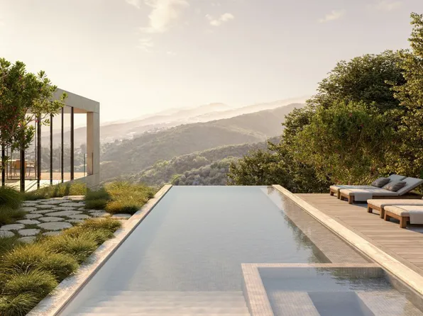 1423 Chautauqua Blvd, Pacific Palisades, CA 90272