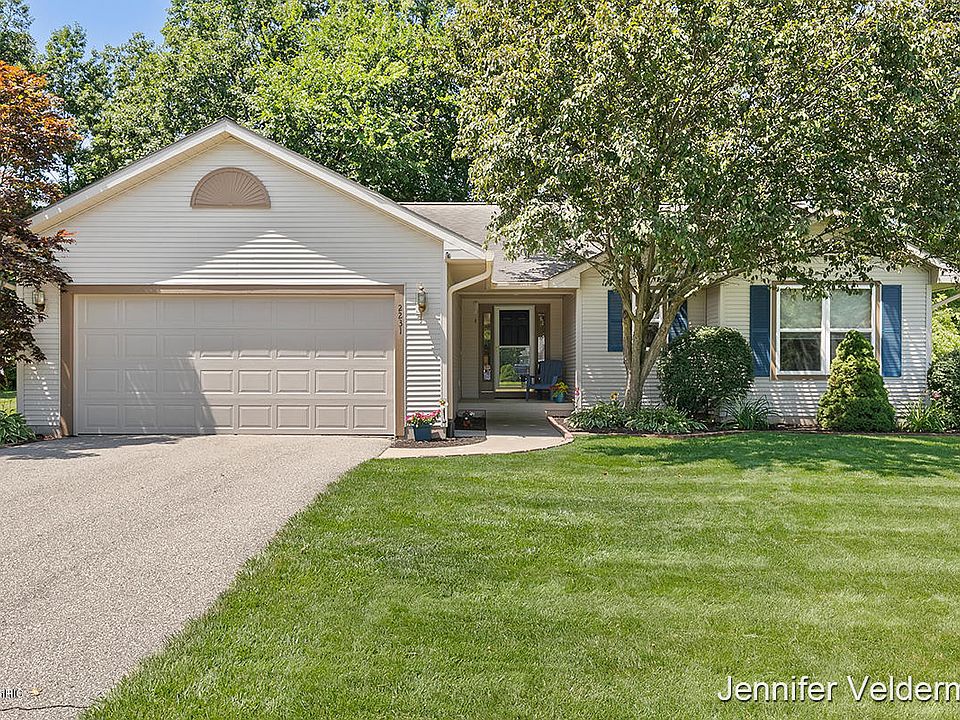 1st image of 2231 Christine Ct SE