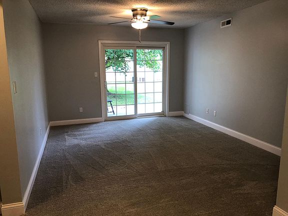 4th image of 5281 Cricket Glen Ct APT B