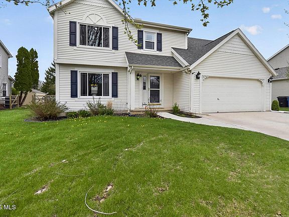 5th image of 1801 Eaglecrest Rd