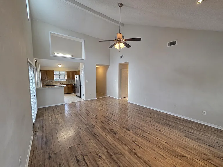 2113 Wilderness Path — Photo 5