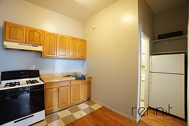 Rented by Rennit Inc.