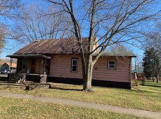 321 N Williams St, Forrest, IL 61741
