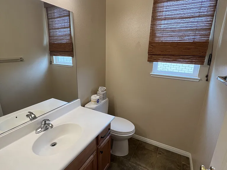 1612 Camino Largo St — Photo 10