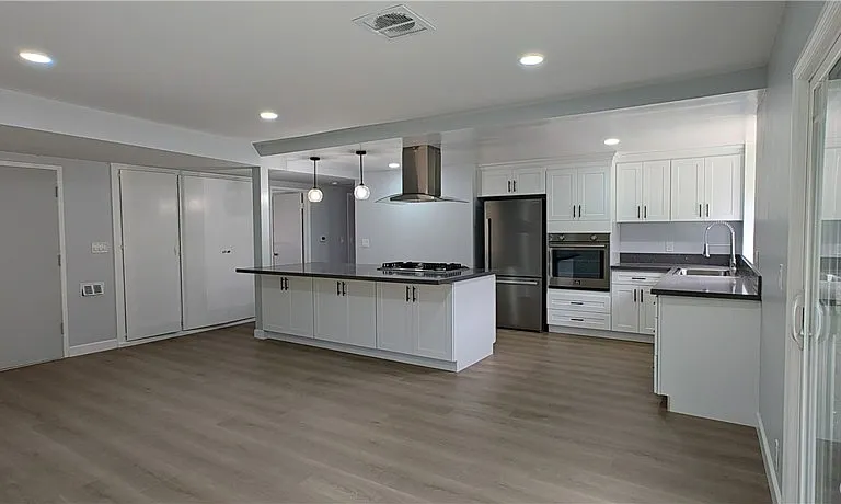 2834 Adelita Dr — Photo 3