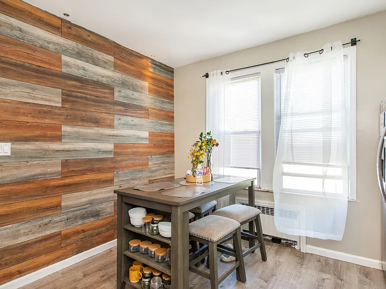 40 Olive St #1 — Photo 7