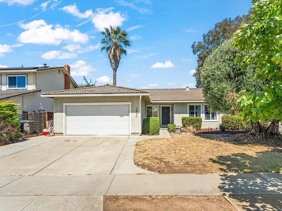 1st image of 4584 Thousand Oaks Dr