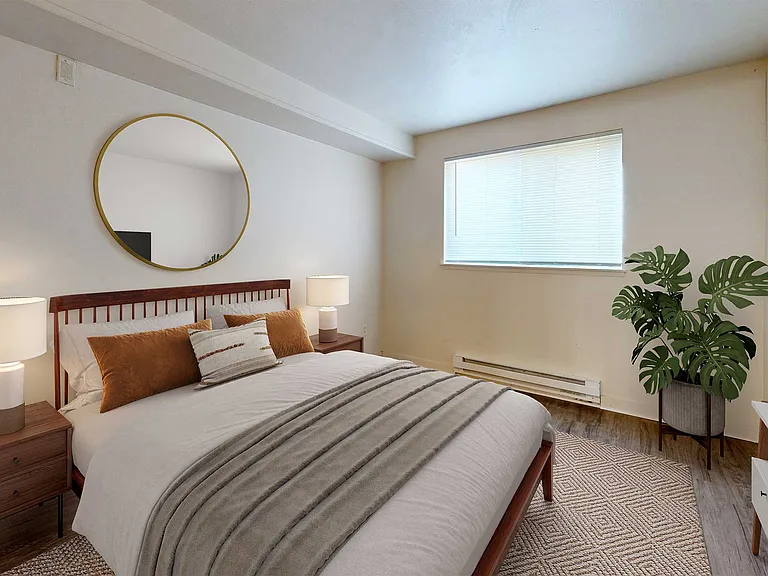 Crown Pointe — Photo 26