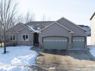 4622 Summit Pointe Pl NW, Rochester, MN 55901