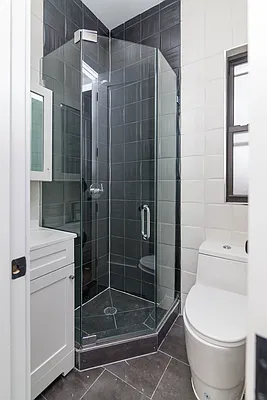 Rented by Nooklyn NYC LLC | media 18