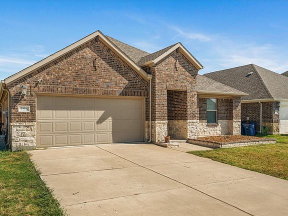 3rd image of 756 Cascade Ln