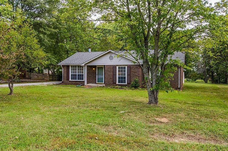 1st image of 508 Countrywood Dr