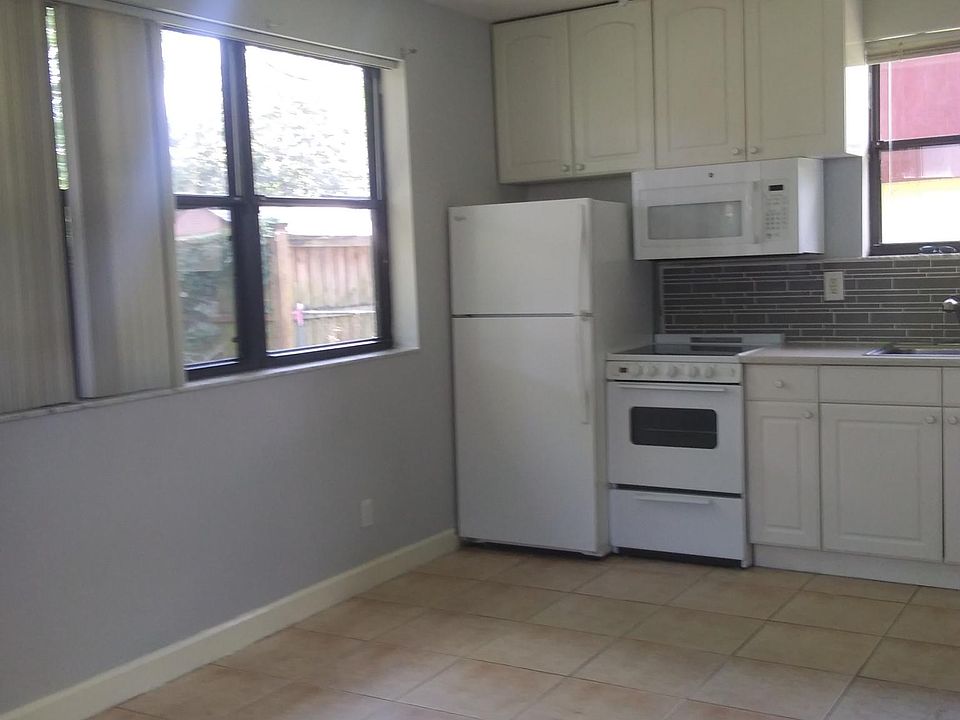 1st image of 1288 Ingleside Ave