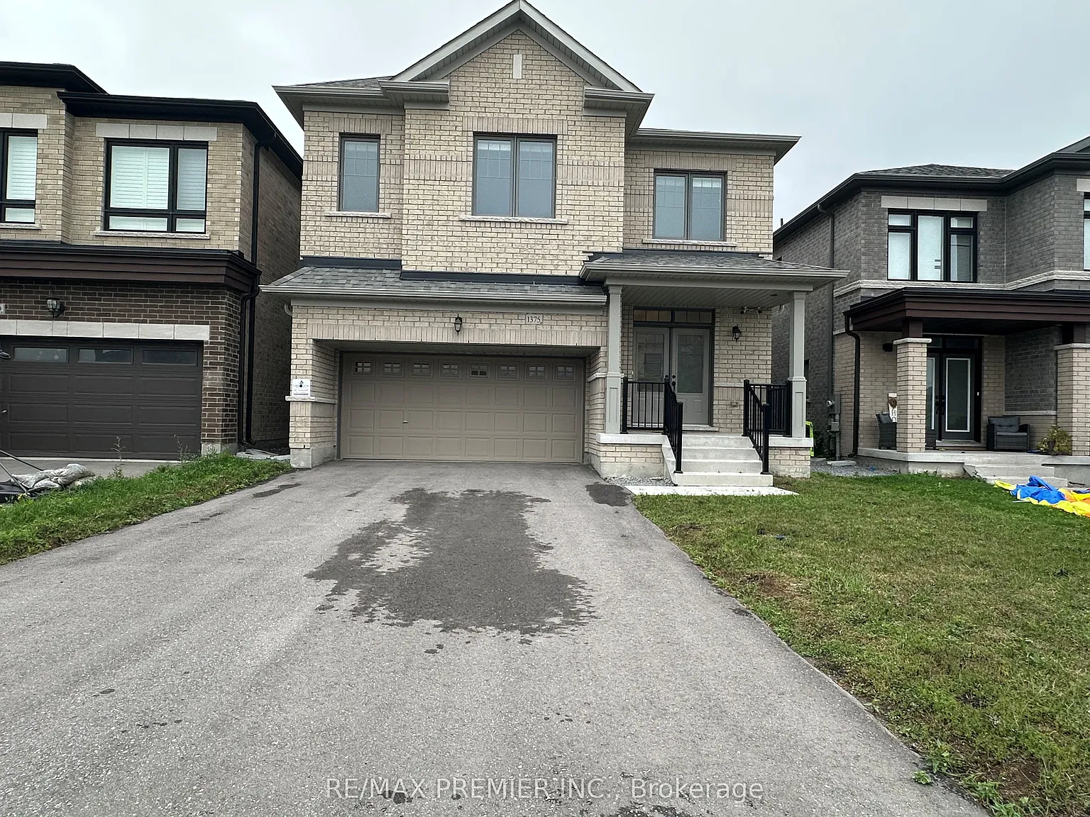 4 bed, $3,500 — Photo 1