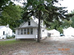 1143 McDonald Ave, Aurora, IL 60506