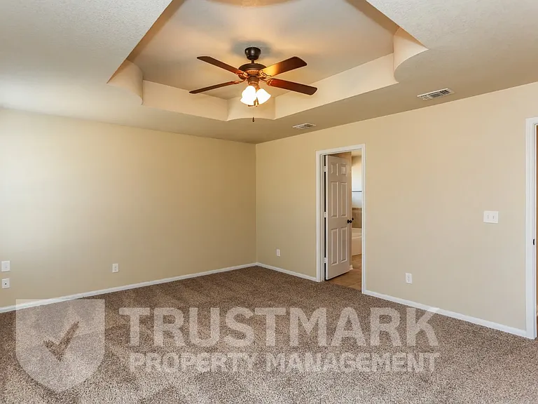 401 W Libra Dr — Photo 14