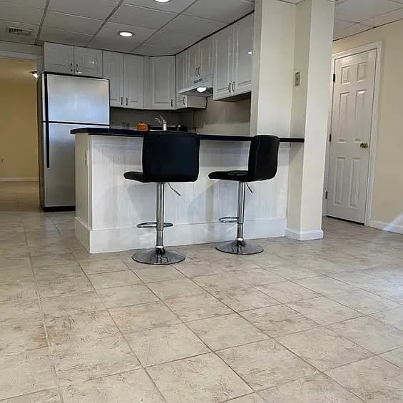 2 bed, 1000 sqft, $2,700 — Photo 3