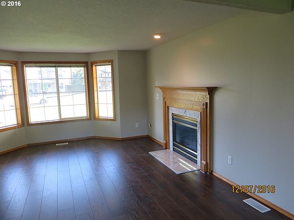 2nd image of 9215 NE 149th Ave