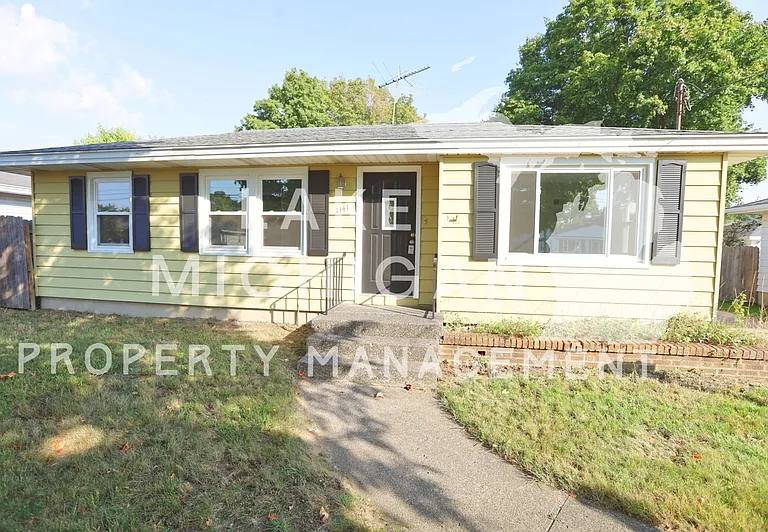 1141 Blanchard St SW — Photo 1