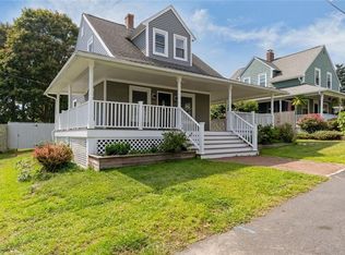 34 Chapin Ave, Warwick, RI 02889