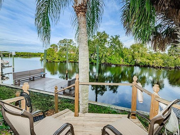 5th image of 811 Riverview Ln #8