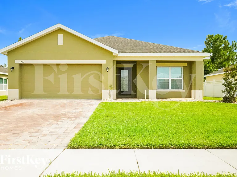 3734 Briarwood Estates Cir — Photo 1