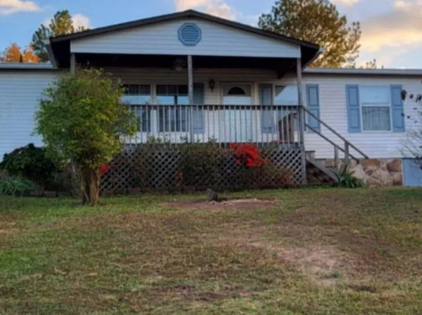 16 Walking Horse Ln, Tunnel Hill, GA 30755