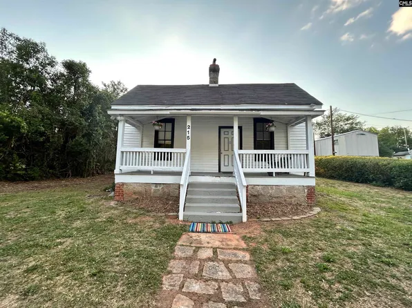 215 8th St, Winnsboro, SC 29180