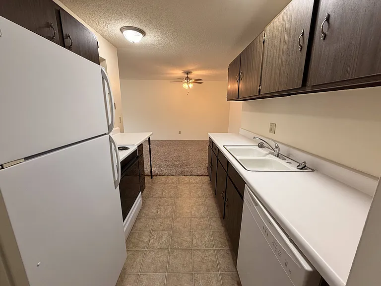 Winding Hills Apartments — Photo 86