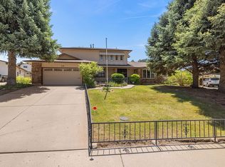 16 Kingsbridge Pl, Pueblo, CO 81001