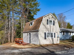 94 Church Rd, Fairview, NC 28730