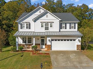 404 Ashburn Ln, Durham, NC 27703