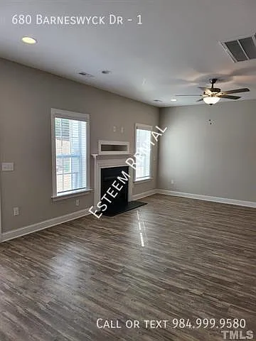 680 Barneswyck Dr #1 — Photo 9